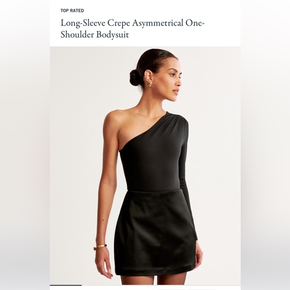 NWT ABERCROMBIE Black Crepe One Shoulder One Sleeve Bodysuit size Small - Picture 1 of 14
